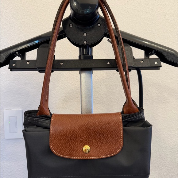 Longchamp Le Pliage Classic Large Gray Tote with Brown Leather Trim - Picture 5 of 10